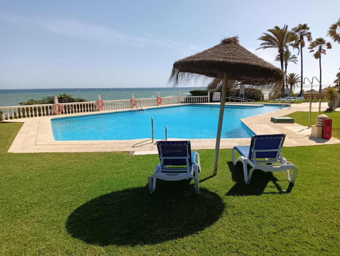 Apartment En Urb Primera Linea De Playa